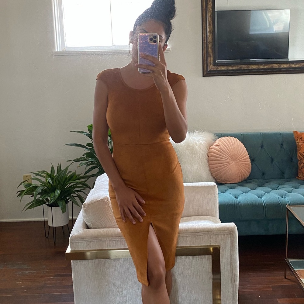 Hello Molly Camel Faux Suede Front Slit Dress Size 6 (US Size XS)